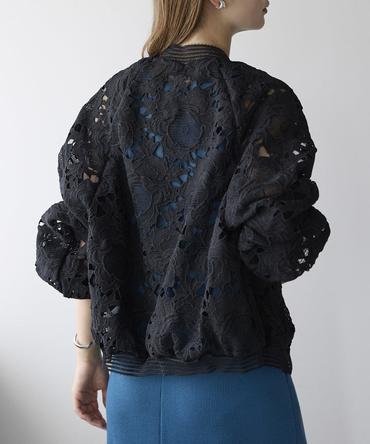カットワークレース刺繍ブルゾン